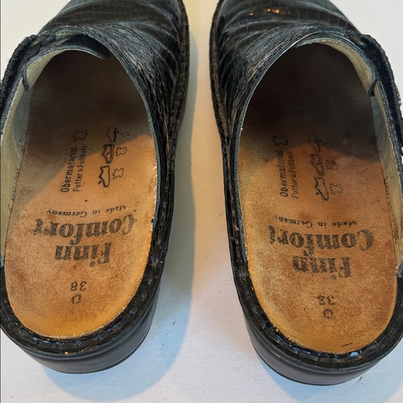 Finn Comfort Black Snakeskin Embossed Leather Mule /Clog /Slip-one. Size 8. - Picture 4 of 8